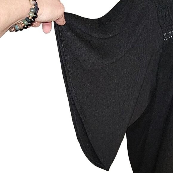 TORRID Women's Plus Size 2 Blouse Cutout Relaxed Casual Lightweight Flowy Sleeve - Picture 3 of 6